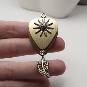 Sunflower cowgirl necklace pendant boho hippie jewelry staple trendy